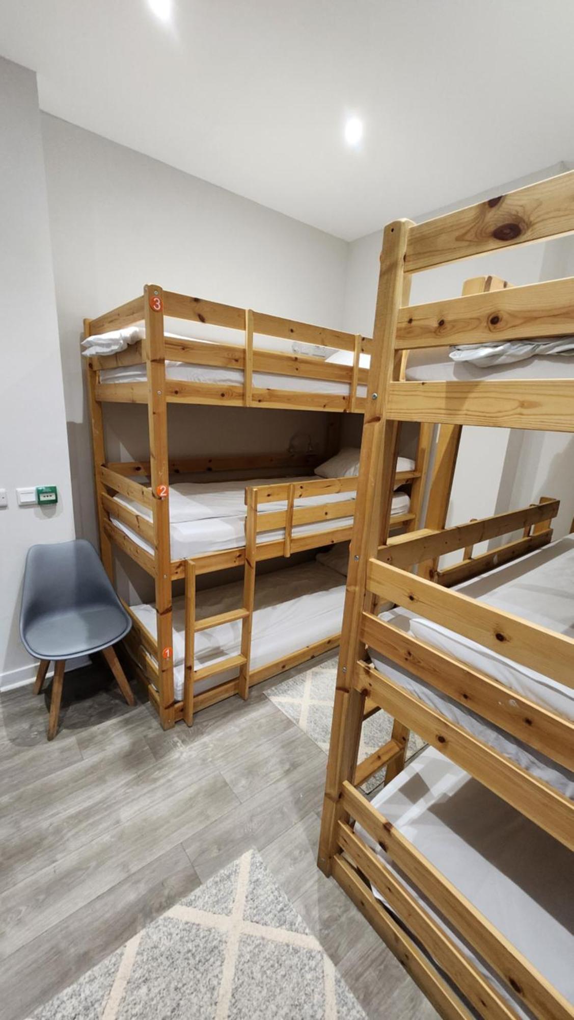 Matrix Hostel EDI Eksteriør bilde