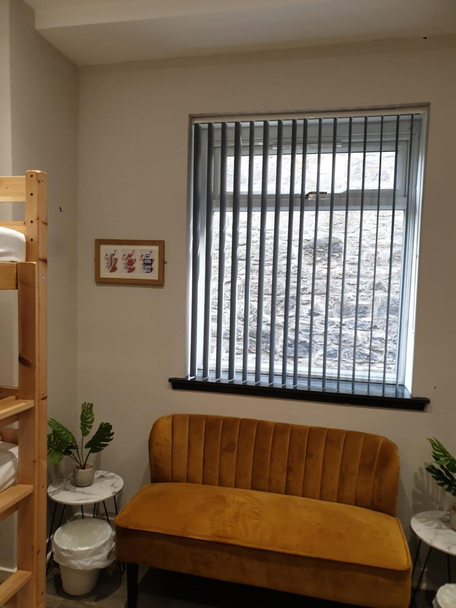 Matrix Hostel EDI Eksteriør bilde
