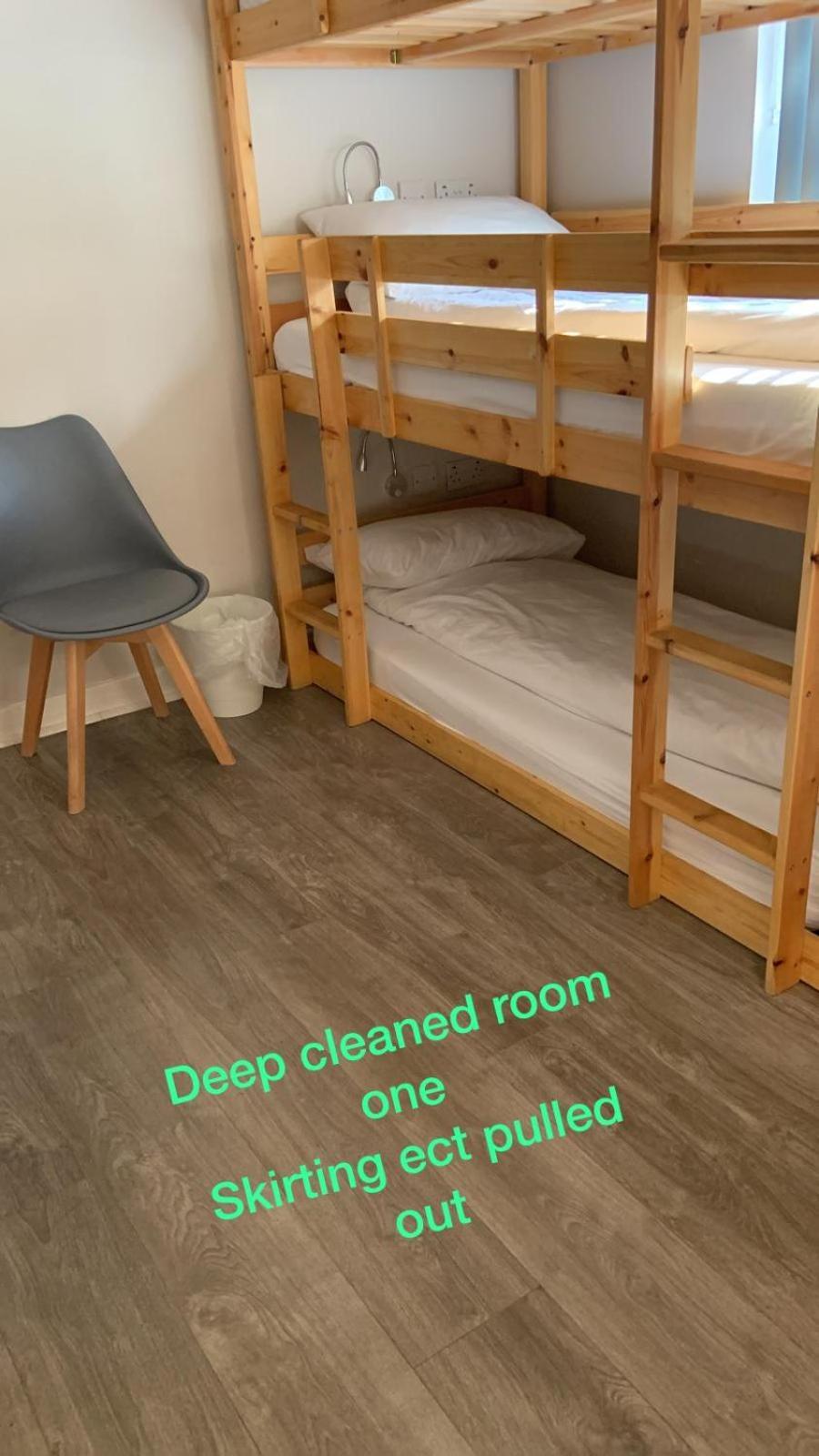 Matrix Hostel EDI Eksteriør bilde